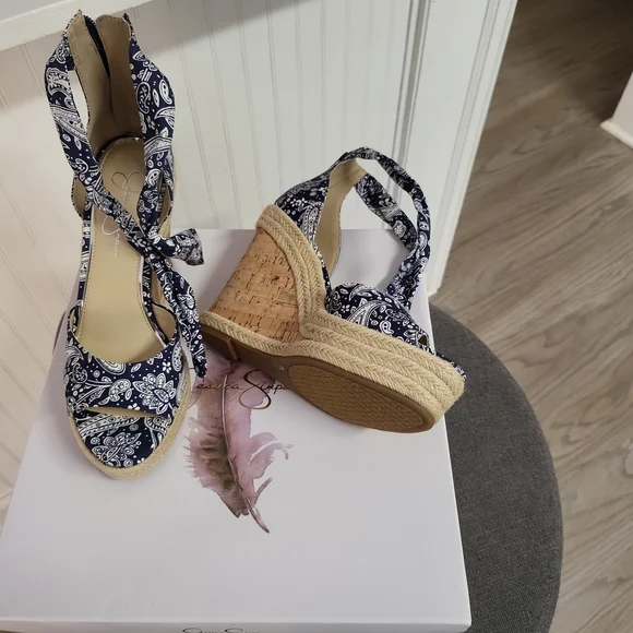 Shoes - Picture 3 of 3